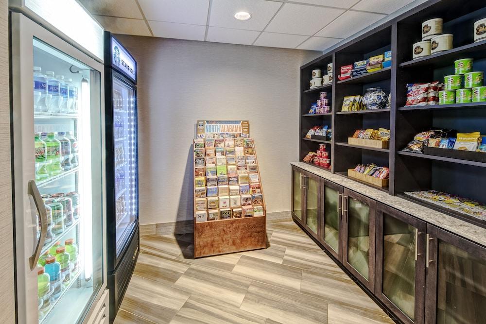 Doubletree By Hilton Decatur Riverfront Екстериор снимка